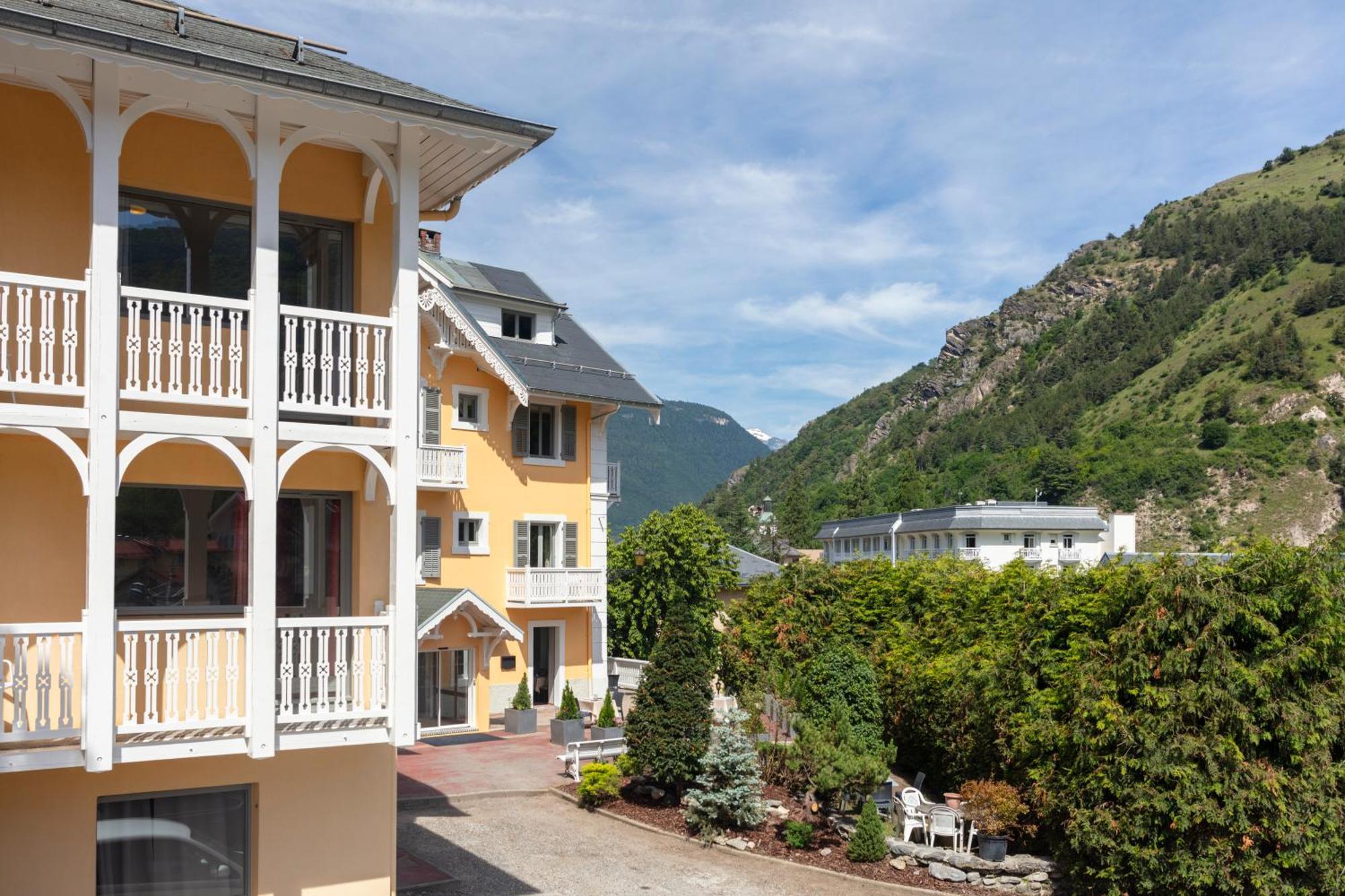 Hotel Le Belvedere Brides-les-Bains Buitenkant foto
